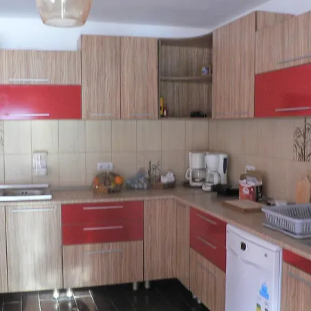 Guest house Izvorul Caprioarei 2*