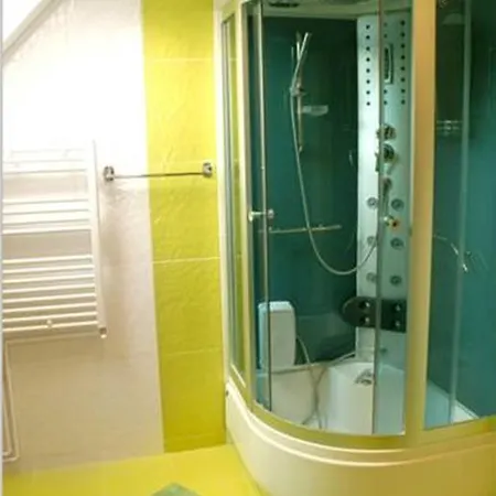 Guest house Izvorul Caprioarei 2*